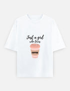 Just a Girl Who Likes Coffee – Oversized T-Shirt