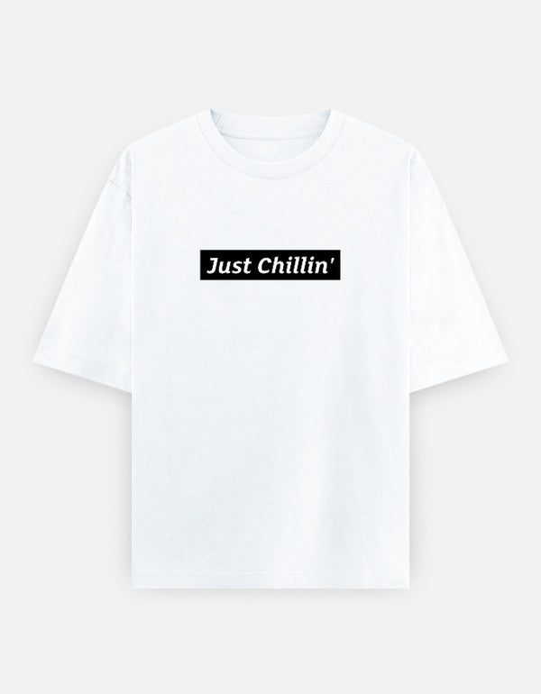 Just Chillin' – Oversized T-Shirt