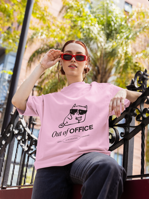 Out of Office – Oversized T-Shirt