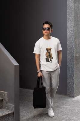 Rizz Bear Airport Flex – Oversized T-Shirt